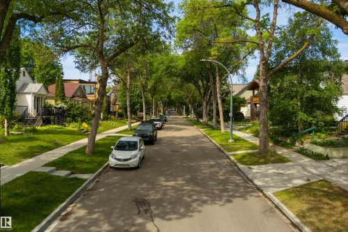 205 9908 84 Avenue, Edmonton, AB 
