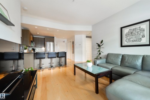 205 9908 84 Avenue, Edmonton, AB 