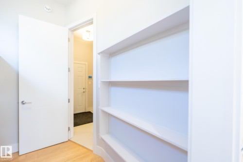 7376 May Common, Edmonton, AB 