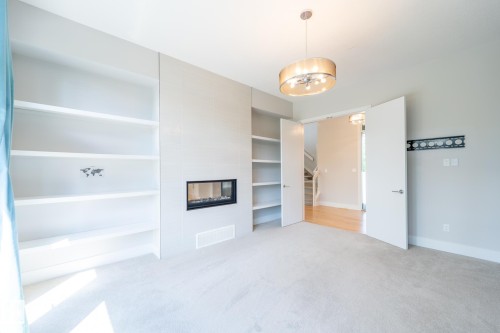 7376 May Common, Edmonton, AB 