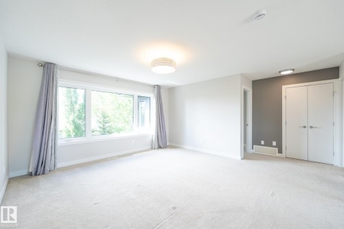 7376 May Common, Edmonton, AB 
