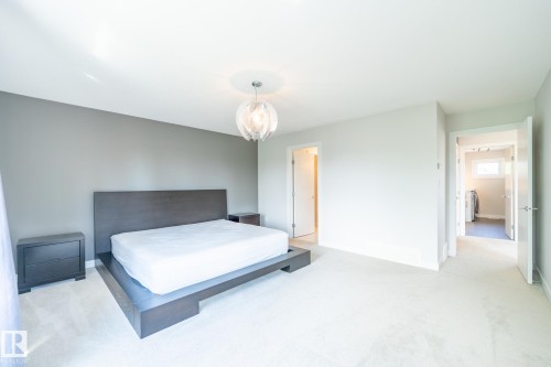 7376 May Common, Edmonton, AB 