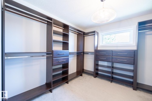 7376 May Common, Edmonton, AB 
