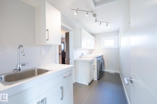 7376 May Common, Edmonton, AB 