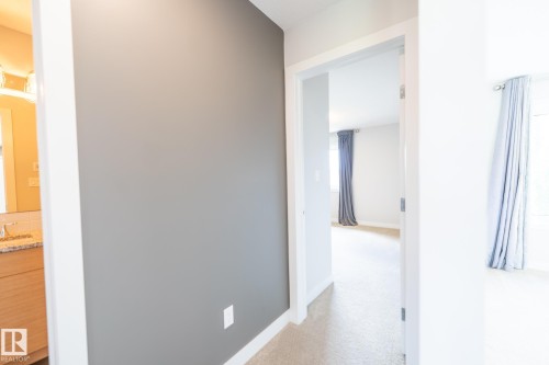 7376 May Common, Edmonton, AB 