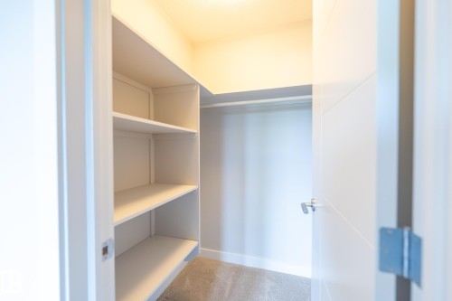 7376 May Common, Edmonton, AB 