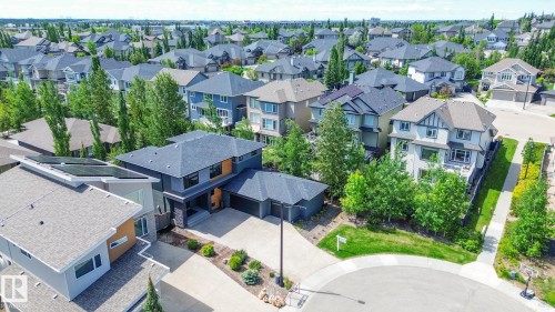 7376 May Common, Edmonton, AB 