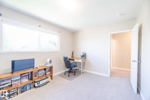 13309 85 Street, Edmonton, AB 