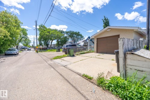 13309 85 Street, Edmonton, AB 
