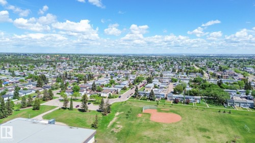 13309 85 Street, Edmonton, AB 