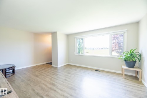 13309 85 Street, Edmonton, AB 