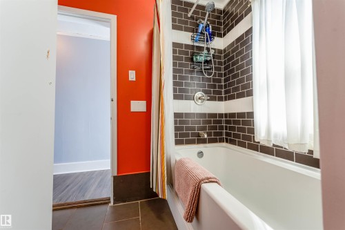 11416 89 Street, Edmonton, AB 