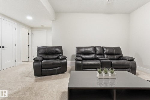 51 Meadowlink Common, Spruce Grove, AB 