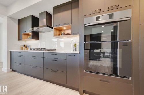 5455 Kootook Road, Edmonton, AB - Indoor Photo Showing Kitchen