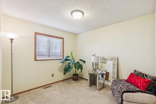 Main floor den, perfect for your home office - 15804 80 Street, Edmonton, AB 