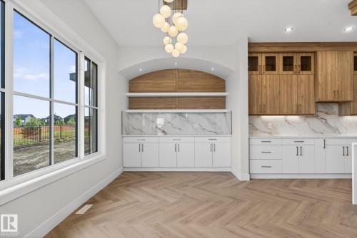 7673 Kimiwan Crescent, Edmonton, AB 