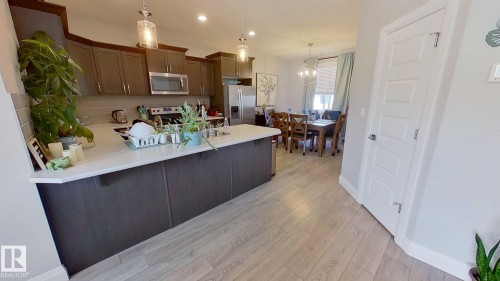 3632 8 Avenue, Edmonton, AB 