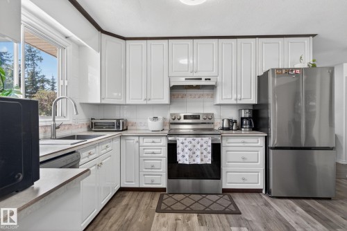 8807 24 Avenue, Edmonton, AB 