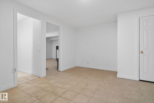 8807 24 Avenue, Edmonton, AB 