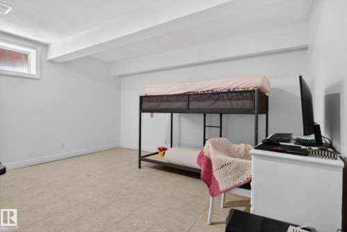 8807 24 Avenue, Edmonton, AB 