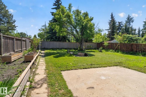 8807 24 Avenue, Edmonton, AB 