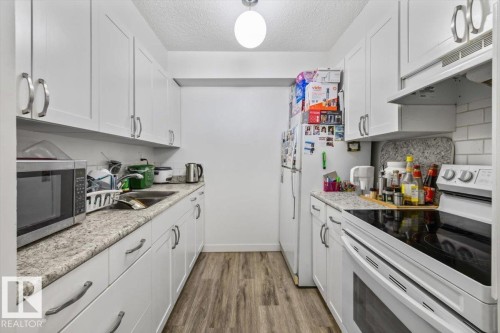 Kitchen - 77 8735 165 Street, Edmonton, AB 