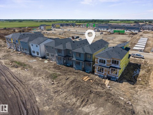 792 Bank Dr, Leduc, AB 