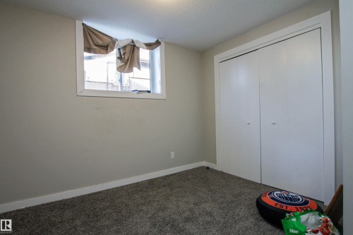 2415 49A Street, Edmonton, AB 