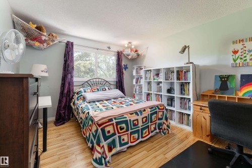 9 Royal Road, Edmonton, AB 