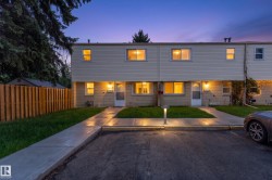 9 ROYAL Road  Edmonton, AB T6J 2E7
