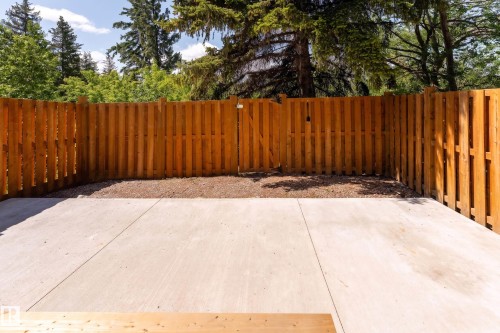 9 Royal Road, Edmonton, AB 