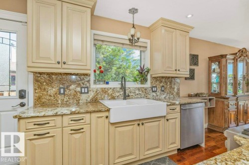 149 Greenoch Crescent, Edmonton, AB 