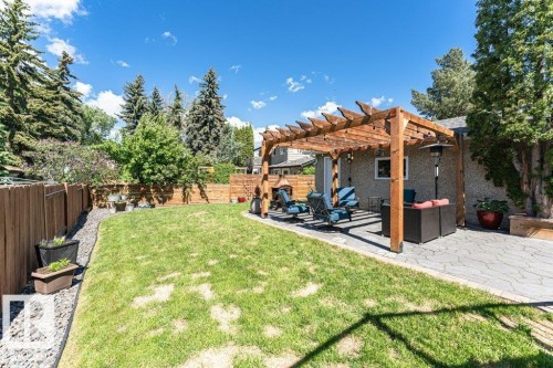 149 Greenoch Crescent, Edmonton, AB 