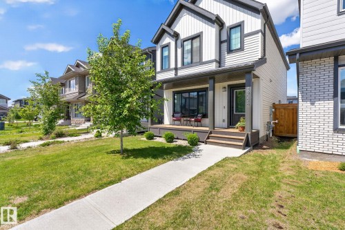19334 26A Avenue, Edmonton, AB 