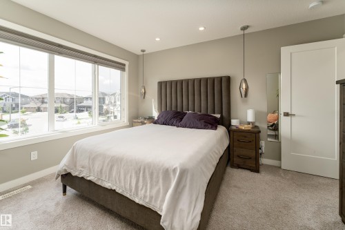 3468 Cameron Heights Cove, Edmonton, AB 