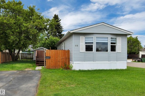53 Willow Park Estates  Leduc, AB T9E 5R3