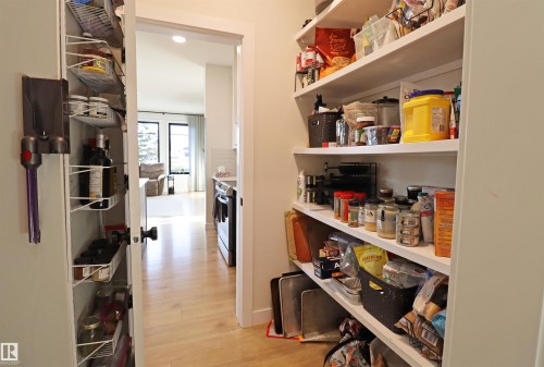 Spacious walk-through pantry. - 100 Graybriar Drive, Stony Plain, AB - Indoor
