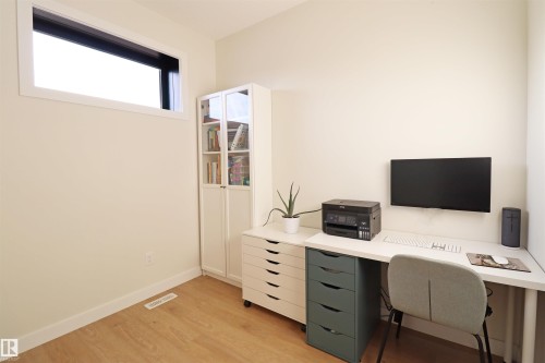 100 Graybriar Drive, Stony Plain, AB - Indoor Photo Showing Office