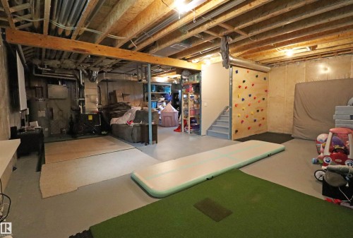 100 Graybriar Drive, Stony Plain, AB - Indoor Photo Showing Basement