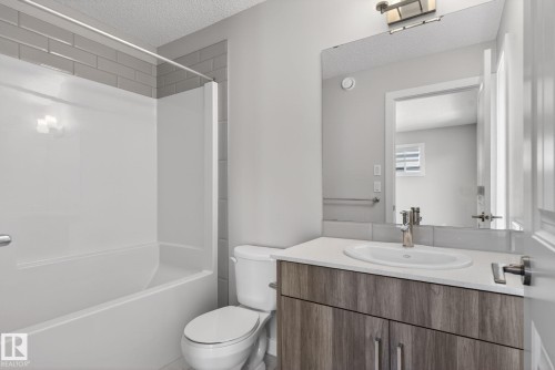 35 3025 151 Avenue, Edmonton, AB 