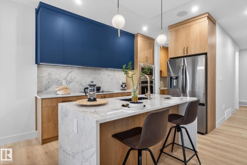 1707 47 Street, Edmonton, AB 