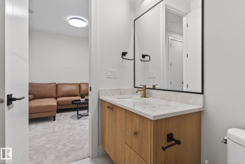 1707 47 Street, Edmonton, AB 