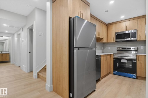 1707 47 Street, Edmonton, AB 