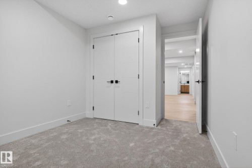 1707 47 Street, Edmonton, AB 