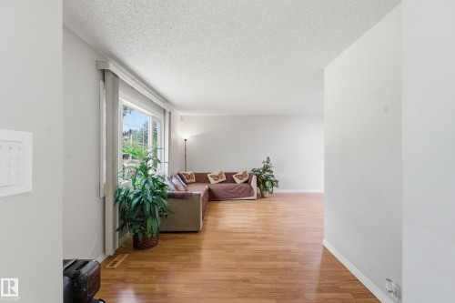 2103 53 Street, Edmonton, AB 