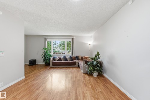 2103 53 Street, Edmonton, AB 