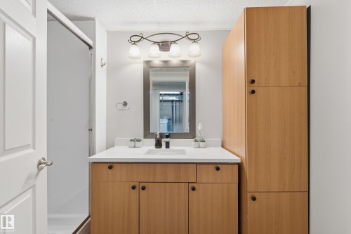2103 53 Street, Edmonton, AB 
