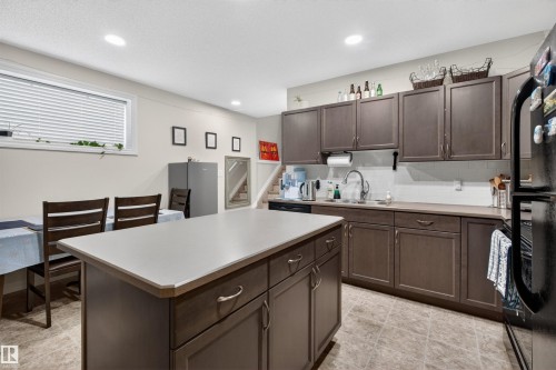 16528 132 Street, Edmonton, AB 