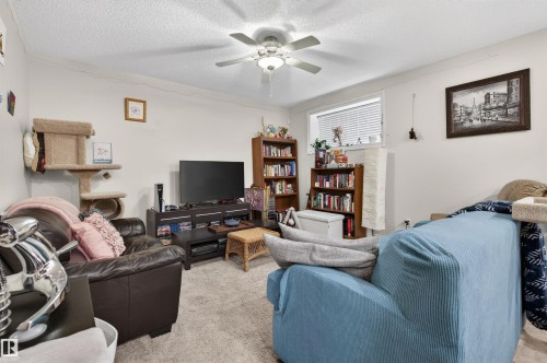 16528 132 Street, Edmonton, AB 