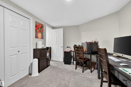16528 132 Street, Edmonton, AB 